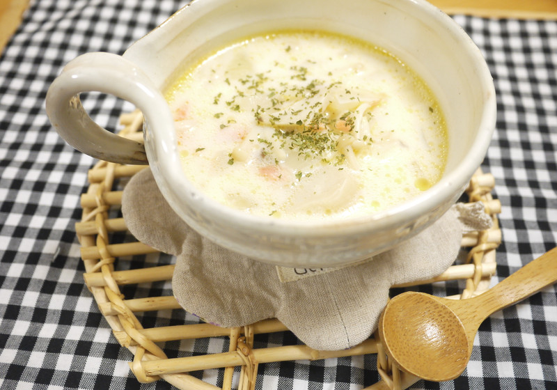 きのことサーモンのミルクスープ