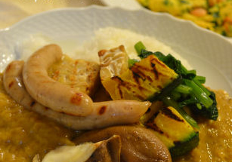 ★焼き野菜とソーセージのトッピングカレー★