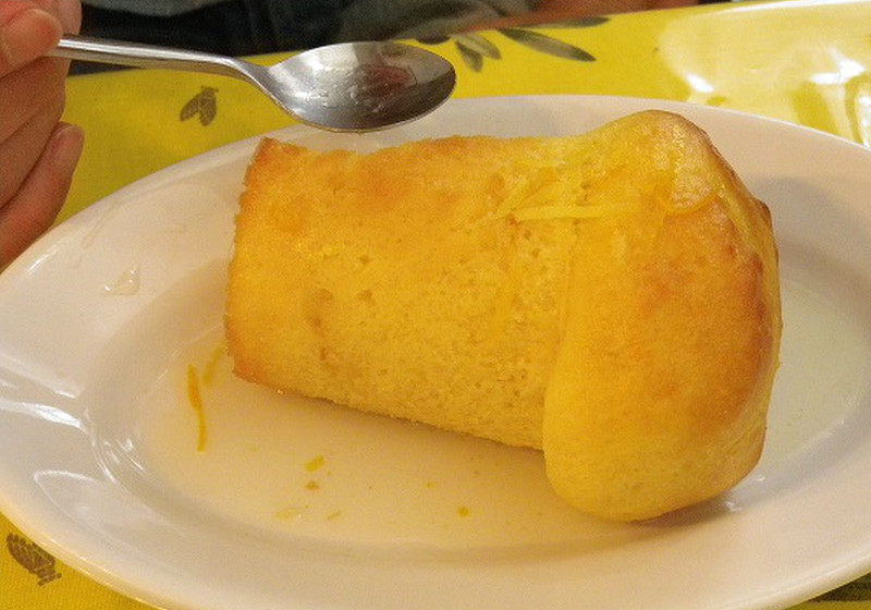 イタリア伝統的なお料理　ババ