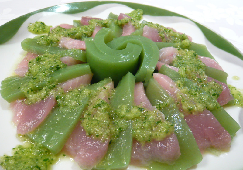 刺身こんにゃくと鮪のカルパッチョ