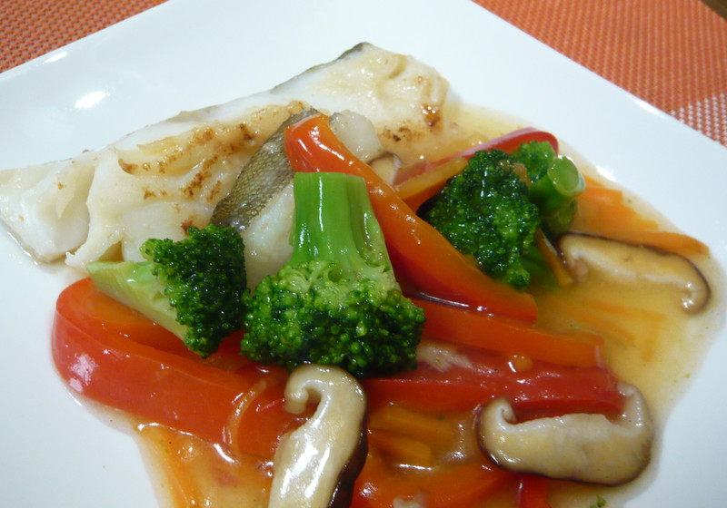 タラのムニエル野菜あんかけ