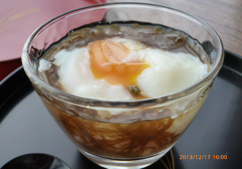 温たま☆鰹だしつゆもずく 添え