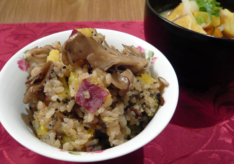 さつまいもと舞茸の炊き込みご飯