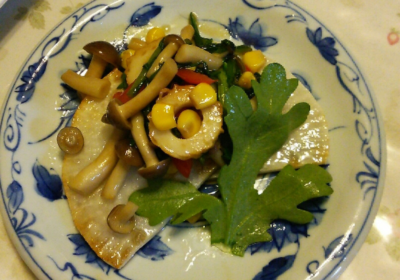 大根ステーキ茸のせ