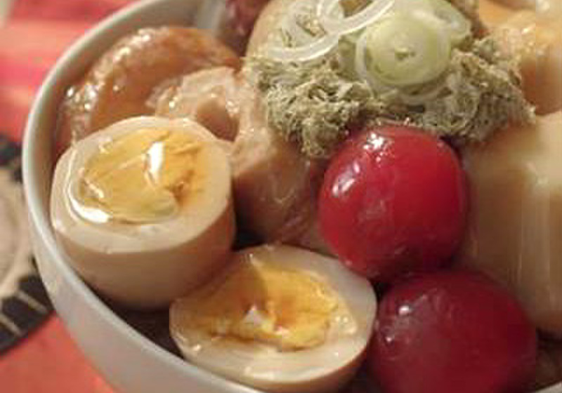 出汁が美味しい♪おでん（関東だき）丼