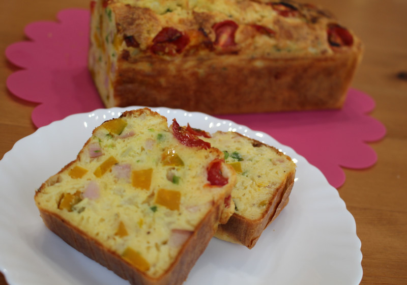 夏野菜の米粉ケークサレ