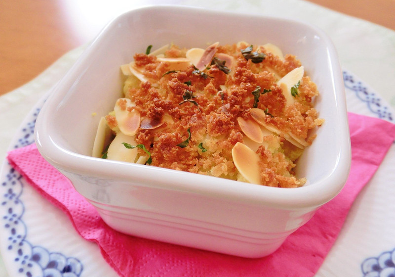 豆豆アーモンド  スコップ  コロッケ