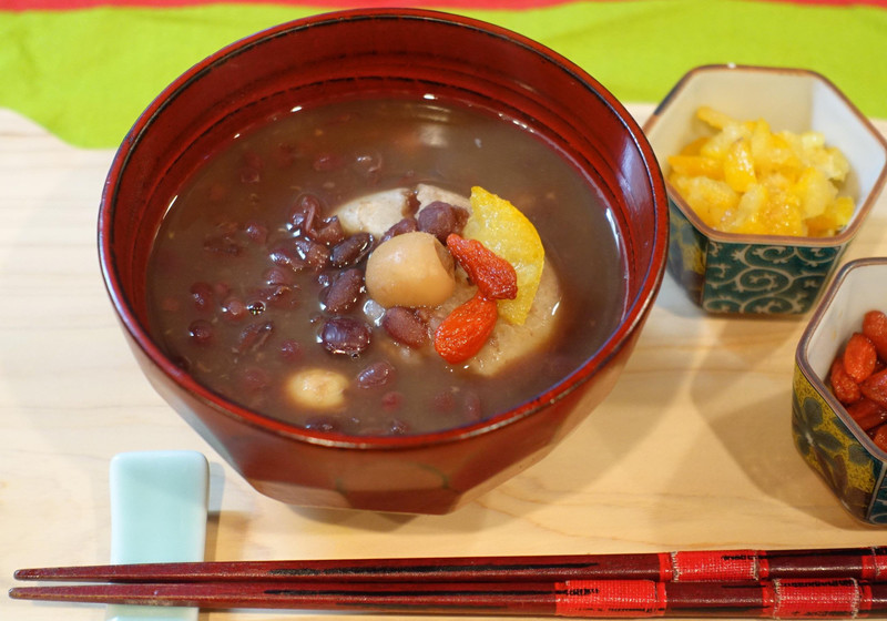 アンチエイジングに　蓮の実の紅豆沙（あずき汁粉）