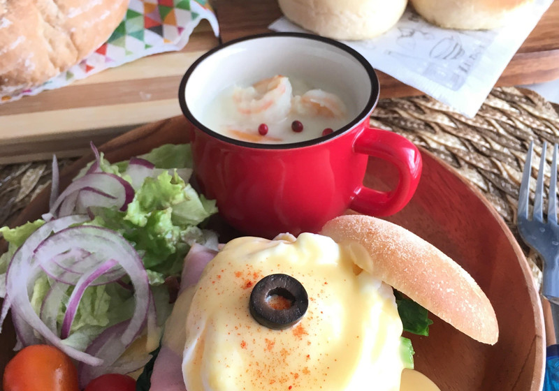 イングリッシュマフィンでエッグベネティクト！