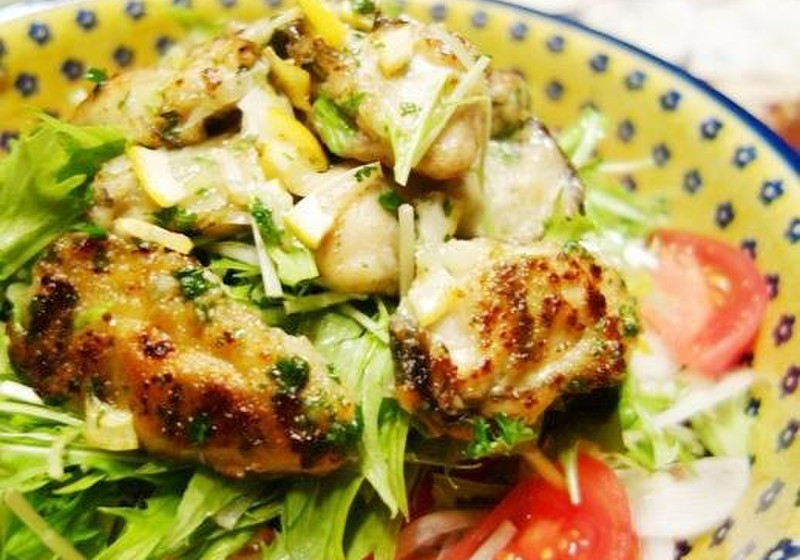ココロを癒す　牡蠣の米粉焼き　パセリレモン風味