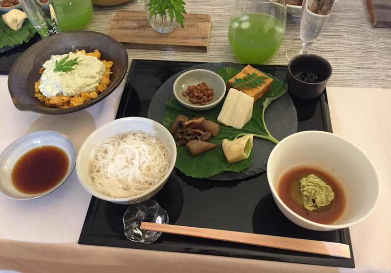 精進料理！よもぎまんじゅう