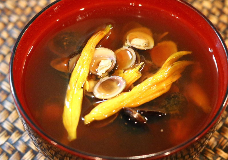 貧血ケアに　金針菜のしじみ汁