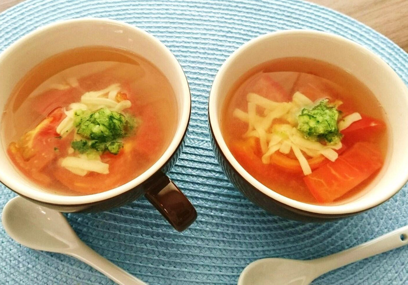 トマトとチーズのイタリアンすまし汁