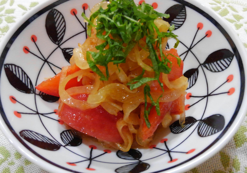 トマトと玉葱のおかかマリネ