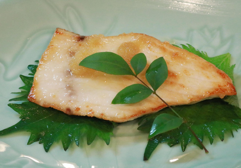 カゼの予防に　めかじきのしょうがみりん焼き