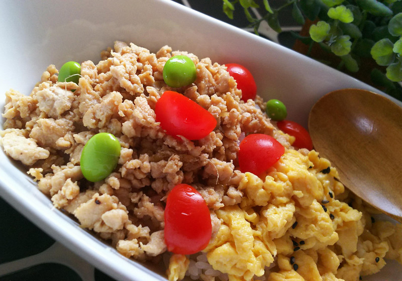 ★子ども大好き鶏そぼろ丼★