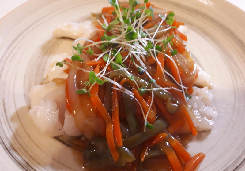 鱈の野菜甘酢あんのせ
