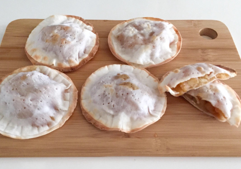 余った餃子の皮で！即席アップルパイ