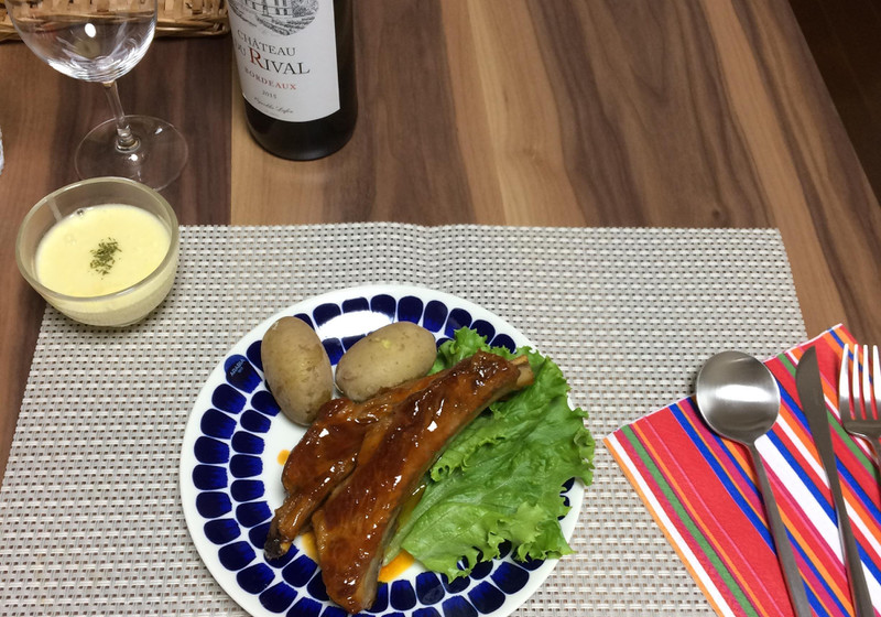 フライパンでつくるスペアリブ