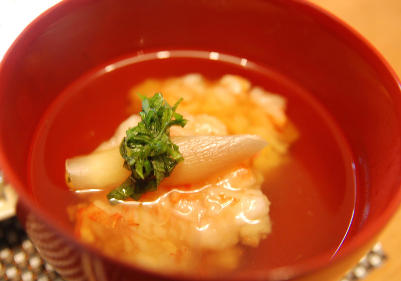 海老しんじょうのお吸い物