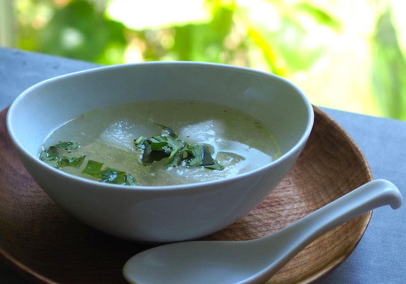 冬瓜と鶏の中華スープ