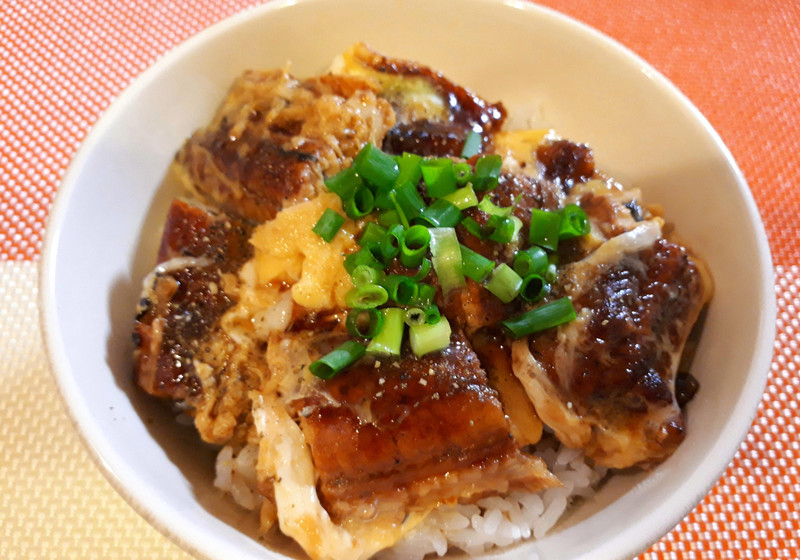 うな玉丼