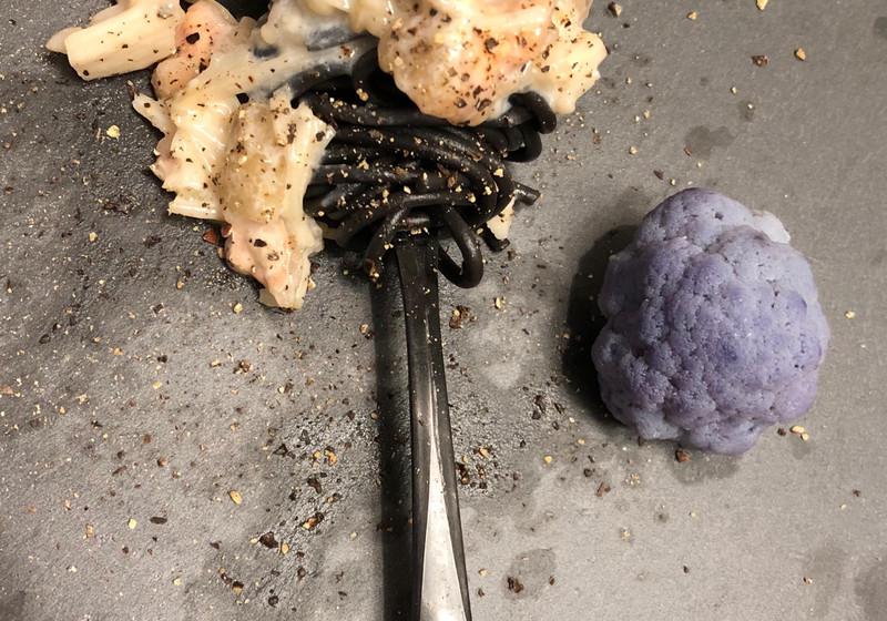 暗黒クリームパスタ