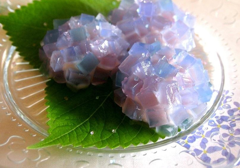 紫陽花の和スイーツ