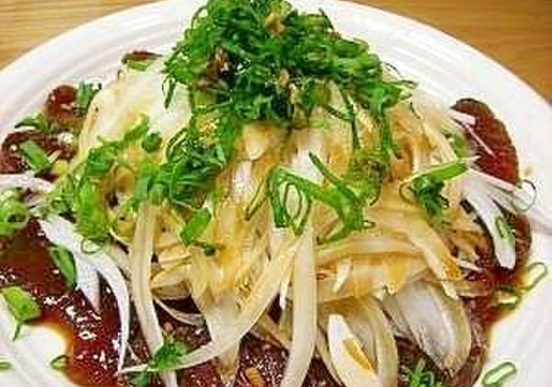 カツオと新玉葱の醤油漬け