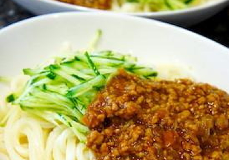 ピリ辛じゃじゃ麺