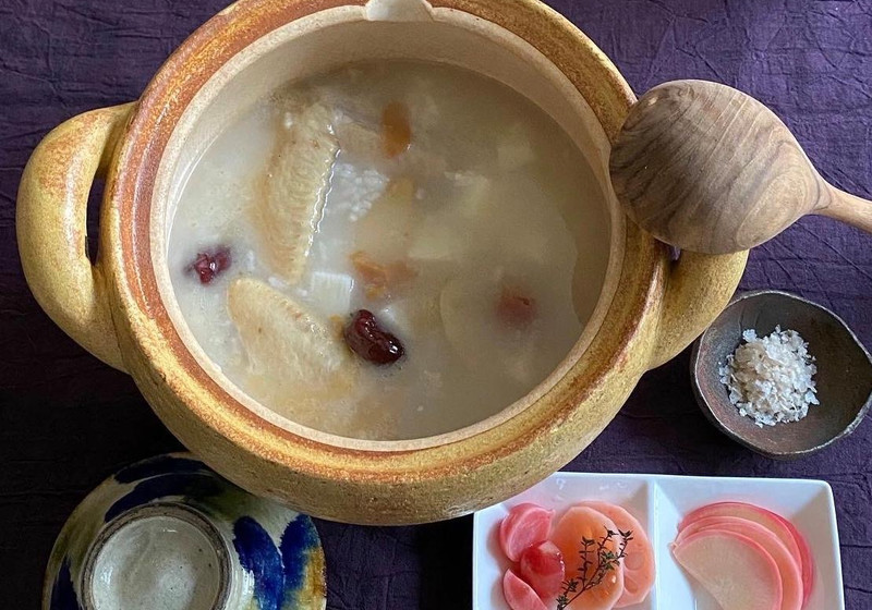 鶏手羽先と長芋の中華粥〜梅干し風味〜