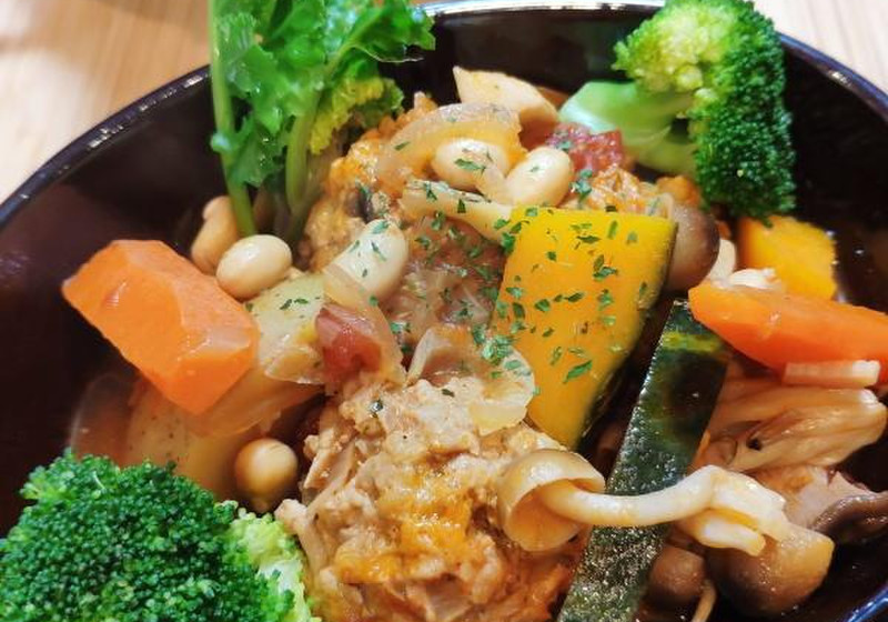 肉団子のトマト煮込み