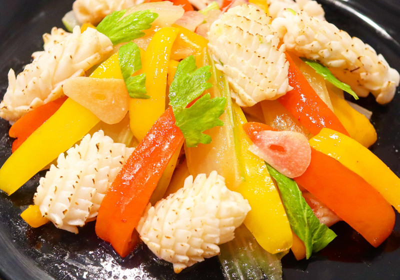 スルメイカとセロリの中華炒め