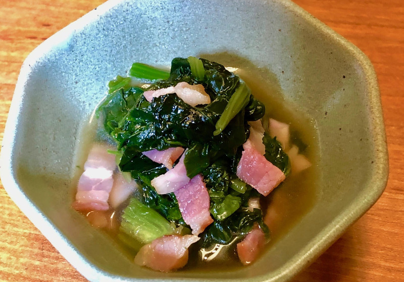 ワンボールでチン！ほうれん草とベーコンの煮浸し