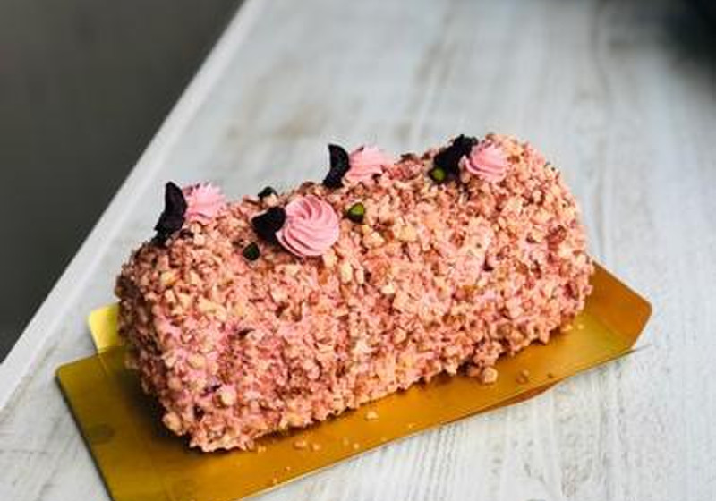 ケーキの仕上げを華やかにするクラクラン
