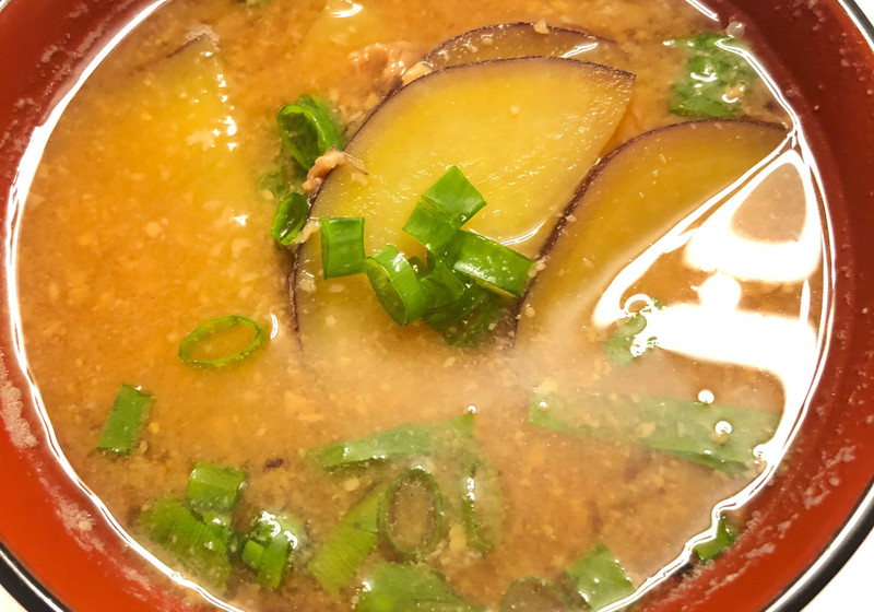 サツマイモのお味噌汁(鬼滅の刃)