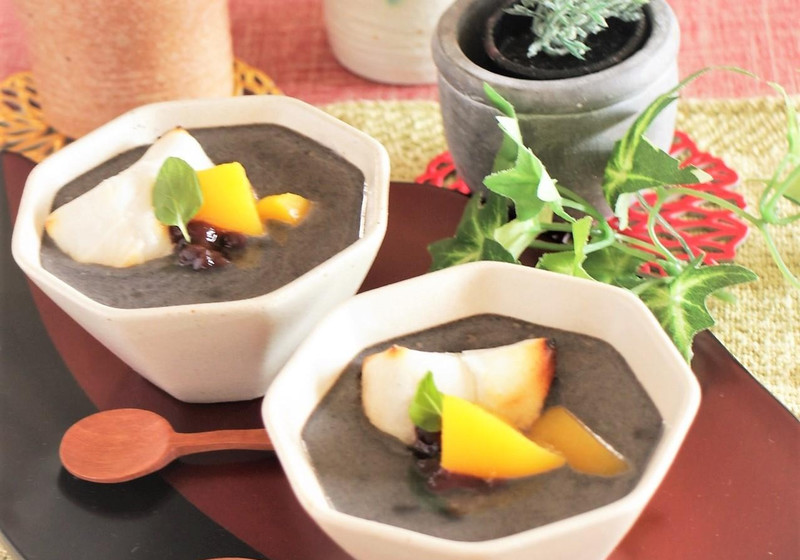 黒ごまココナッツ汁粉