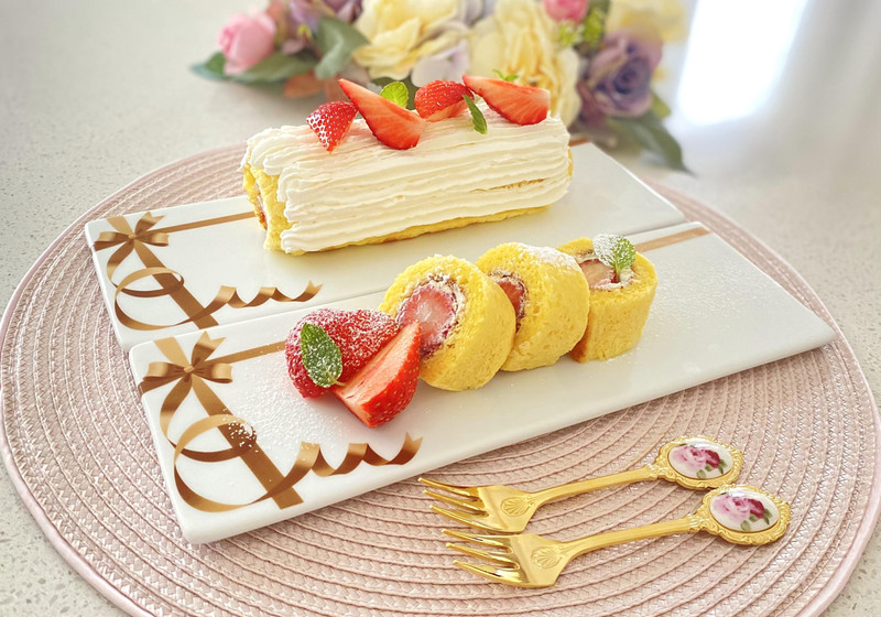 いちごのミニロールケーキ