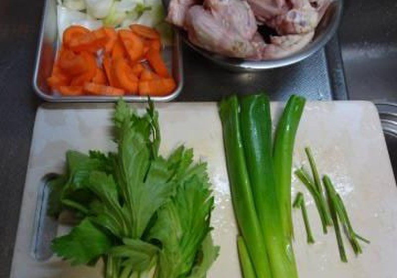 チキンブイヨンの取り方（簡単）