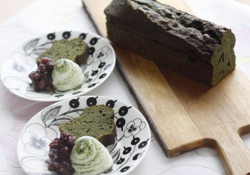 抹茶のあんこケーキ