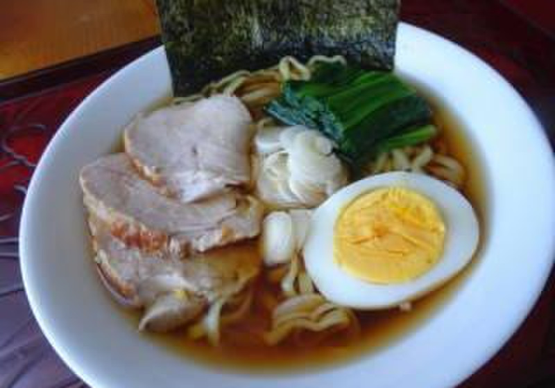 醤油ラーメン～煮干し出汁と鰹出汁使用