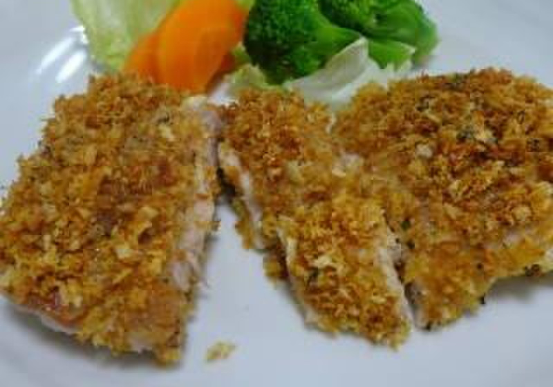 チキンソテー（マスタードソースパン粉焼き）