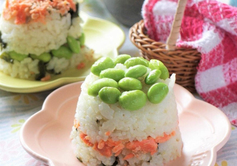 給食のわかめごはん