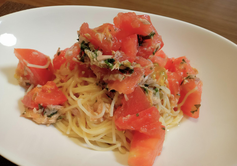 トマトと大葉ツナの冷たいパスタ