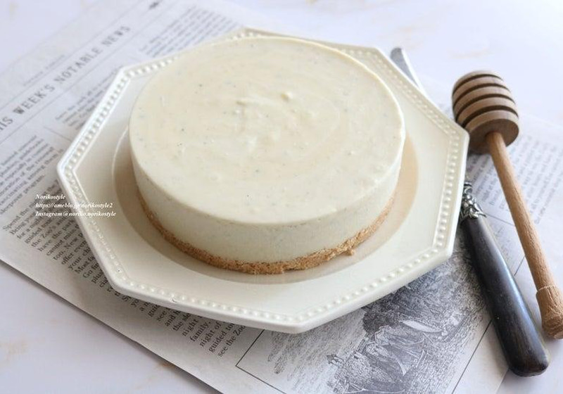 ワインに合うゴルゴンゾーラレアチーズケーキ